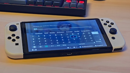 In some places I have to enter answers using the keyboard. Cool!