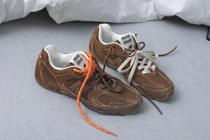 Der «530 SL» aus der Kollaboration von New Balance und Miu Miu.