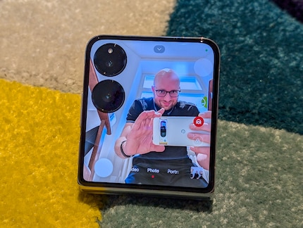 Die zwei Kameras auf der Außenseite eignen sich auch wunderbar für Selfies.