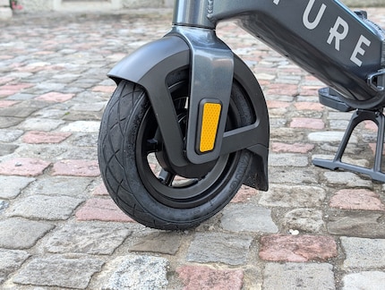 Eine zusätzliche Federung für die Tubeless Reifen in 10 Zoll fehlt.