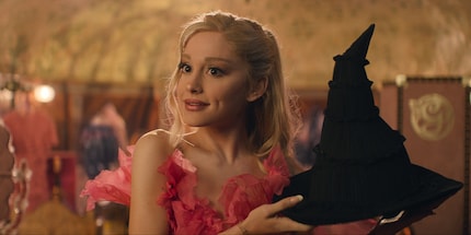 Maybe I’m living under a rock. But for me, Ariana Grande’s the real discovery of the movie.
