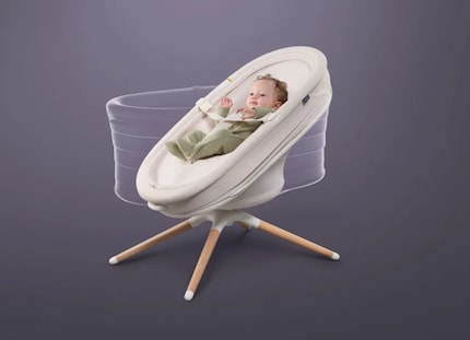 The Elvie Rise cradle is convertible.