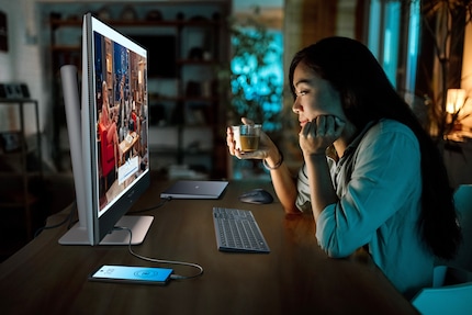 Dell's 32 Plus S3225QC is one of the first office devices with QD OLED instead of LCD.
