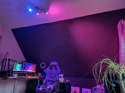 Bunt wird das Zimmer mit der dreifach-Bestrahlung schon, aber ich habe es mir anders vorgestellt.