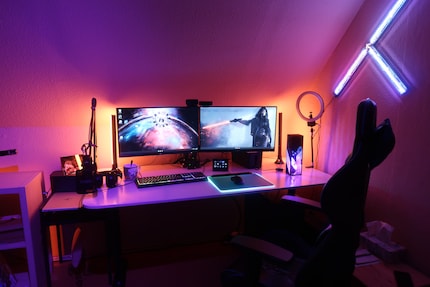 Mein Arbeitsplatz nach dem Umbau. Dass er so gut aussehen wird, hätte ich mir davor nicht träumen lassen.