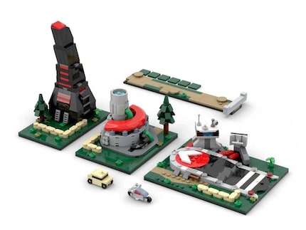 The Power Plant + Airport + Obelisk set includes three buildings, two small land vehicles and a road.