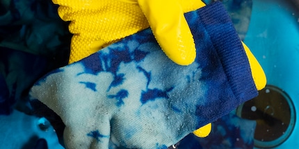 Unerwartete Muster ergeben sich mit der Tie-Dye-Methode. 