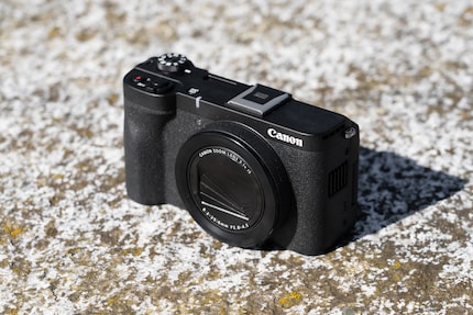 The Canon V1 is a well rounded, if not inexpensive, device.