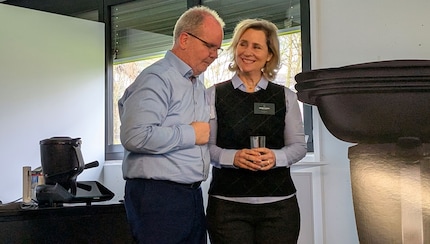 Dr. Stefan Hilgers erklärt uns, was den neuen Thermomix so besonders macht. Unter anderem sein Deckel.
