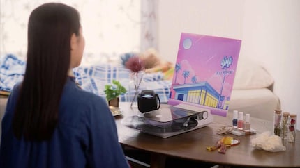 You can put the record cover in the turntable.