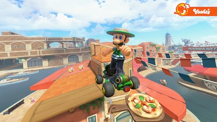 Luigi eats a pizza and becomes a gondolier.