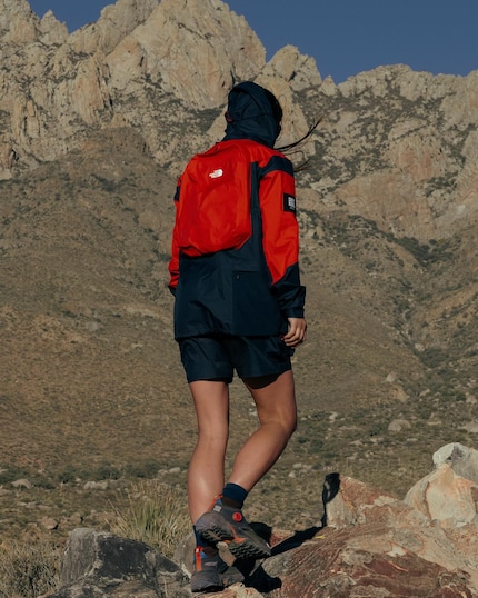 Die Rucksackjacke aus der Kollaboration von The North Face und Undercover.