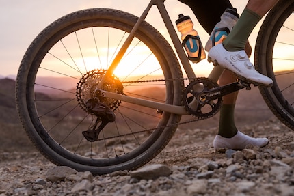The new GRX groupset for gravel bikes from Shimano relies on electronics and a single chainring.