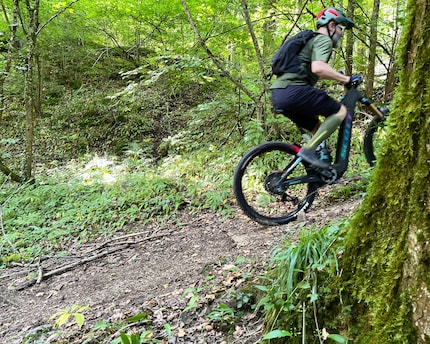 Egal, wie steil es wird: dank eMTB+ und voller Leistung kein Problem.