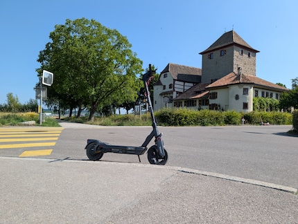Vor dem Schloss Hegi starte ich auf eine 26 Kilometer lange Tour.