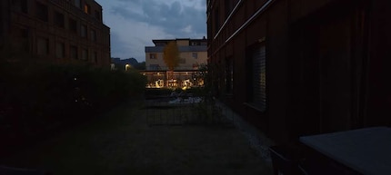 In low light, the cameras on both devices give up quickly.