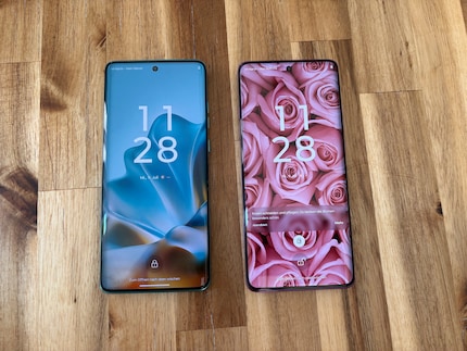 You’ll find vibrant colours on both screens.