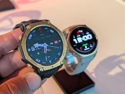 The two sizes and colours of the new Pro version.