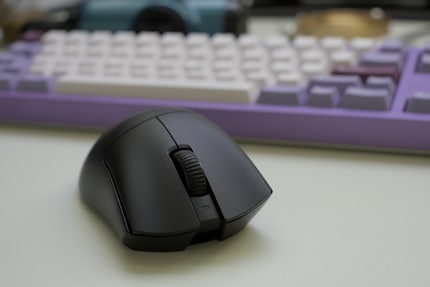 The main keys feel good, but are loud.