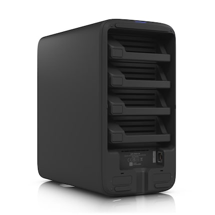 UNAS 4 has space for four HDDs and two SSDs.