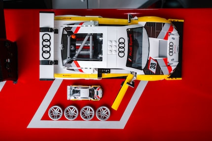 The Audi R8 LMS comes with interchangeable rims in a motorsport look.